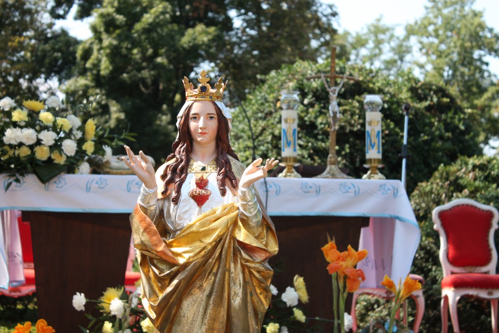 Slávnosť Panny Márie Kráľovnej 2015